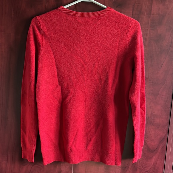 Women’s C by Bloomingdale’s cashmere crew neck sweater / Red / Small - Picture 3 of 9